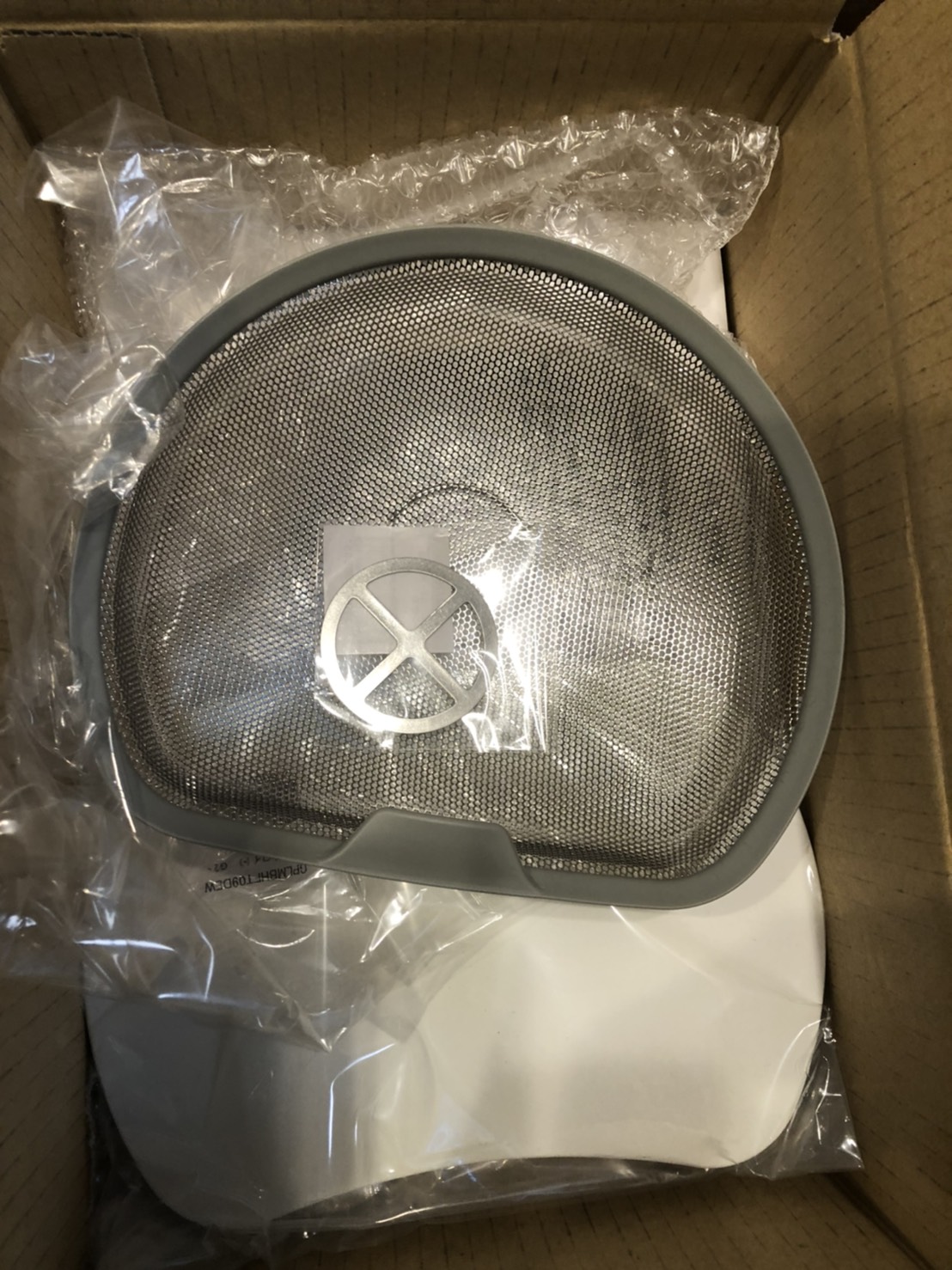 トクラスBbキッチンの排水カゴが壊れたので変えてみた